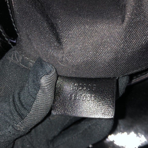 GUCCI ABBEY BLACK PATENT LEATHER - Picture 12 of 15